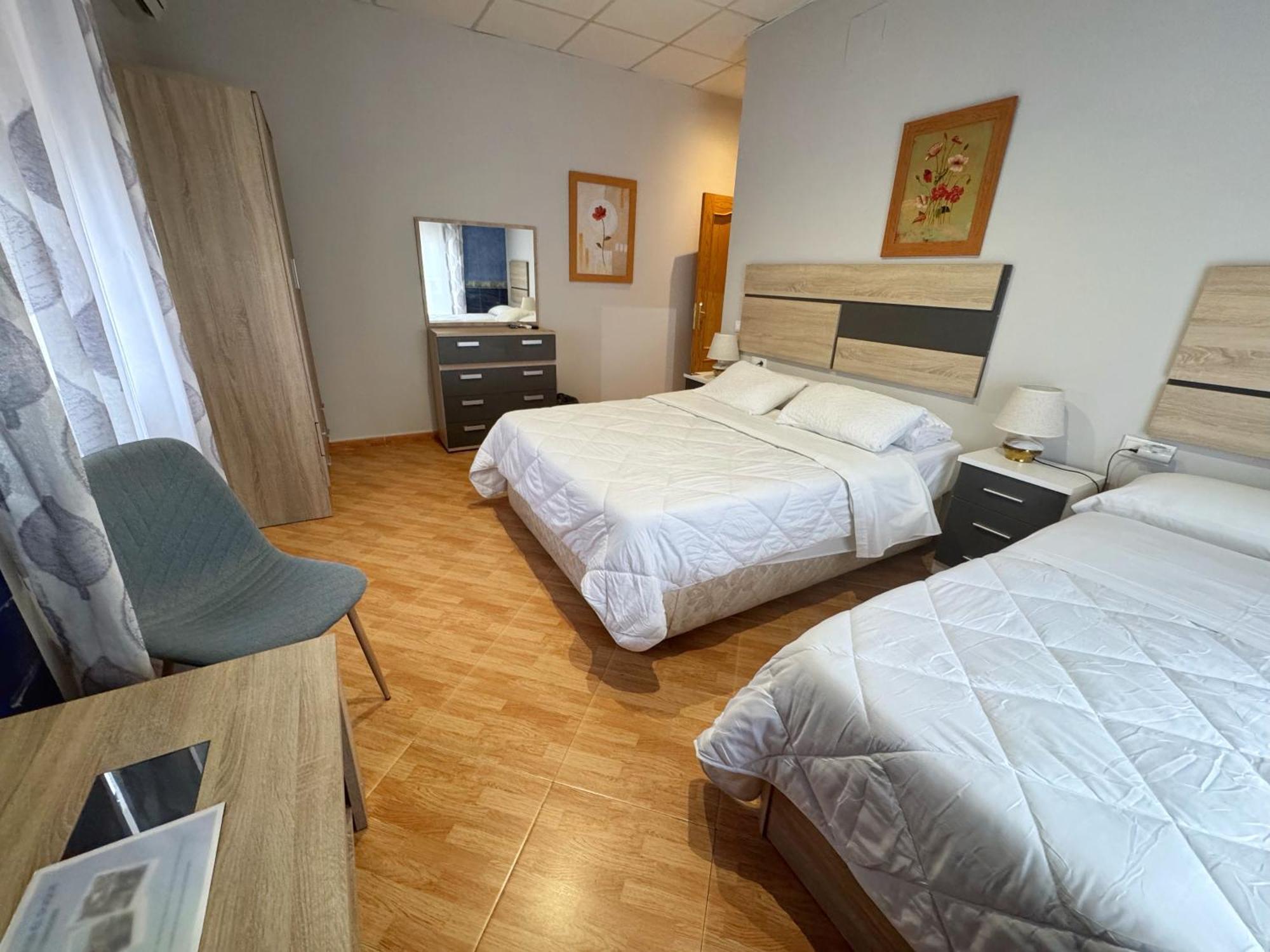 Hostal El Brillante - Alojamientos El Duque Кордова Екстер'єр фото