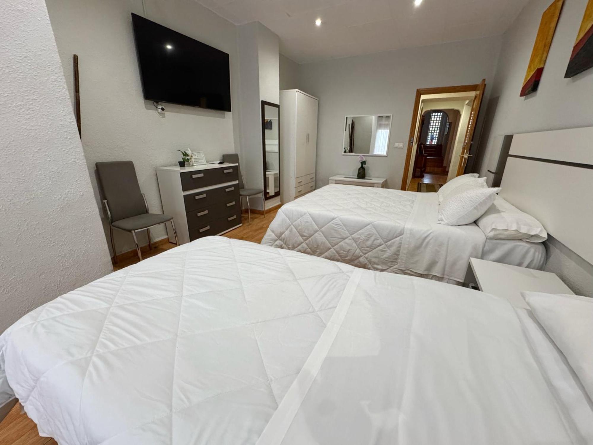 Hostal El Brillante - Alojamientos El Duque Кордова Номер фото
