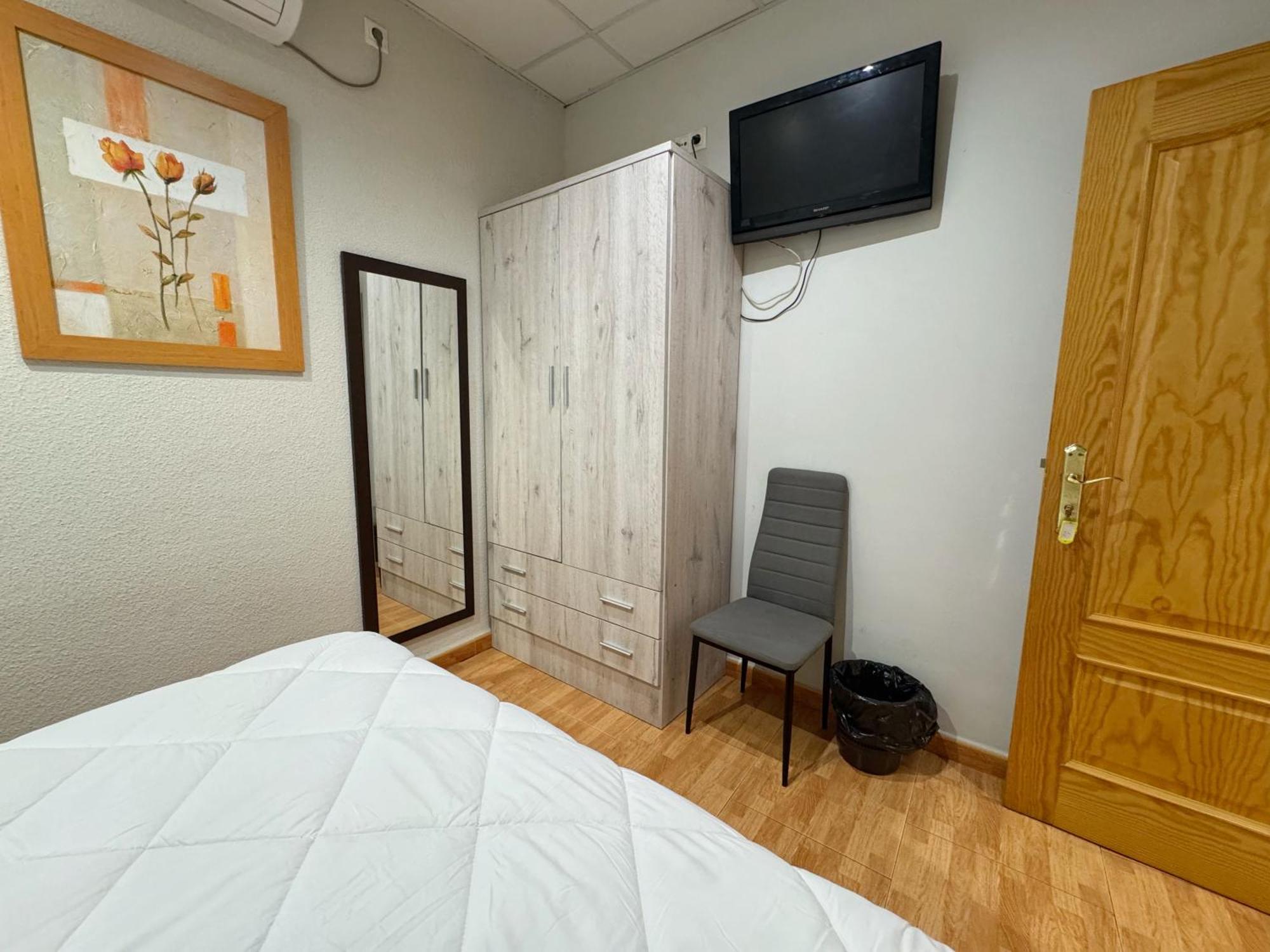 Hostal El Brillante - Alojamientos El Duque Кордова Номер фото