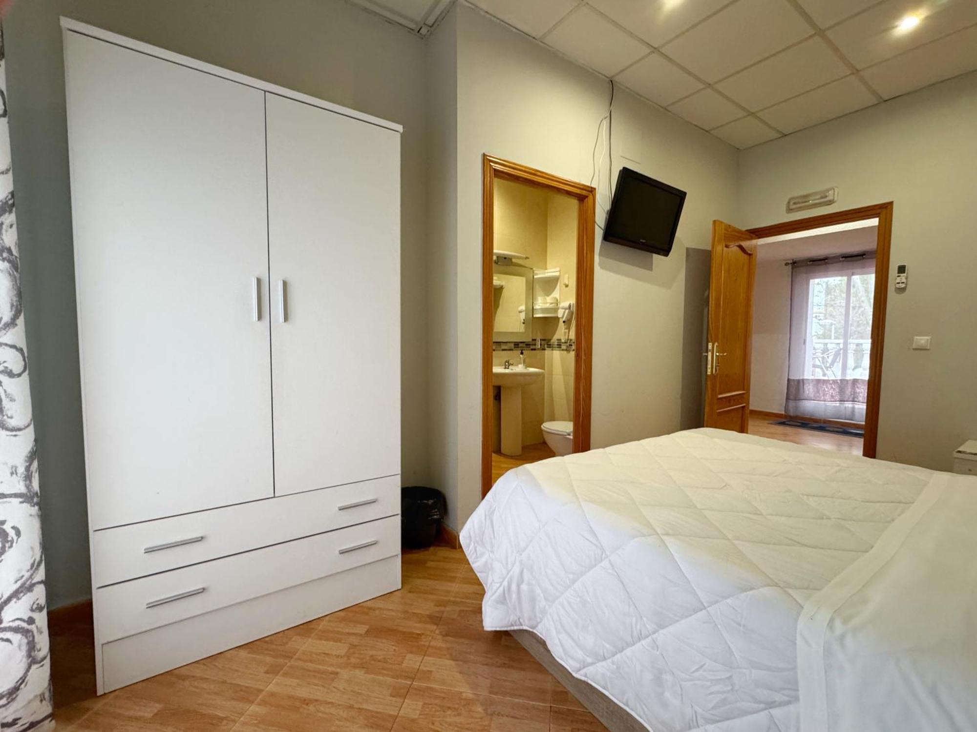 Hostal El Brillante - Alojamientos El Duque Кордова Номер фото