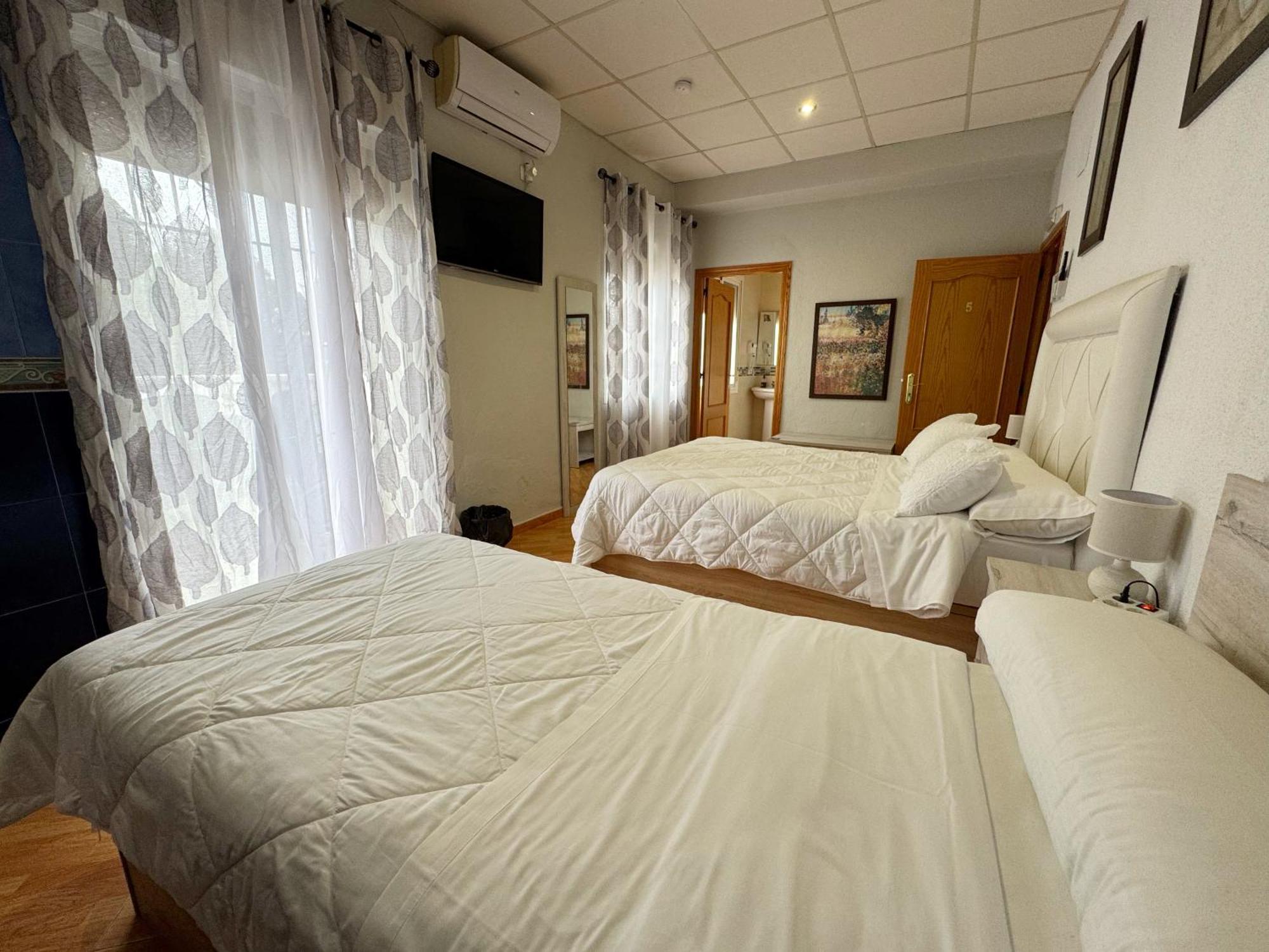 Hostal El Brillante - Alojamientos El Duque Кордова Номер фото