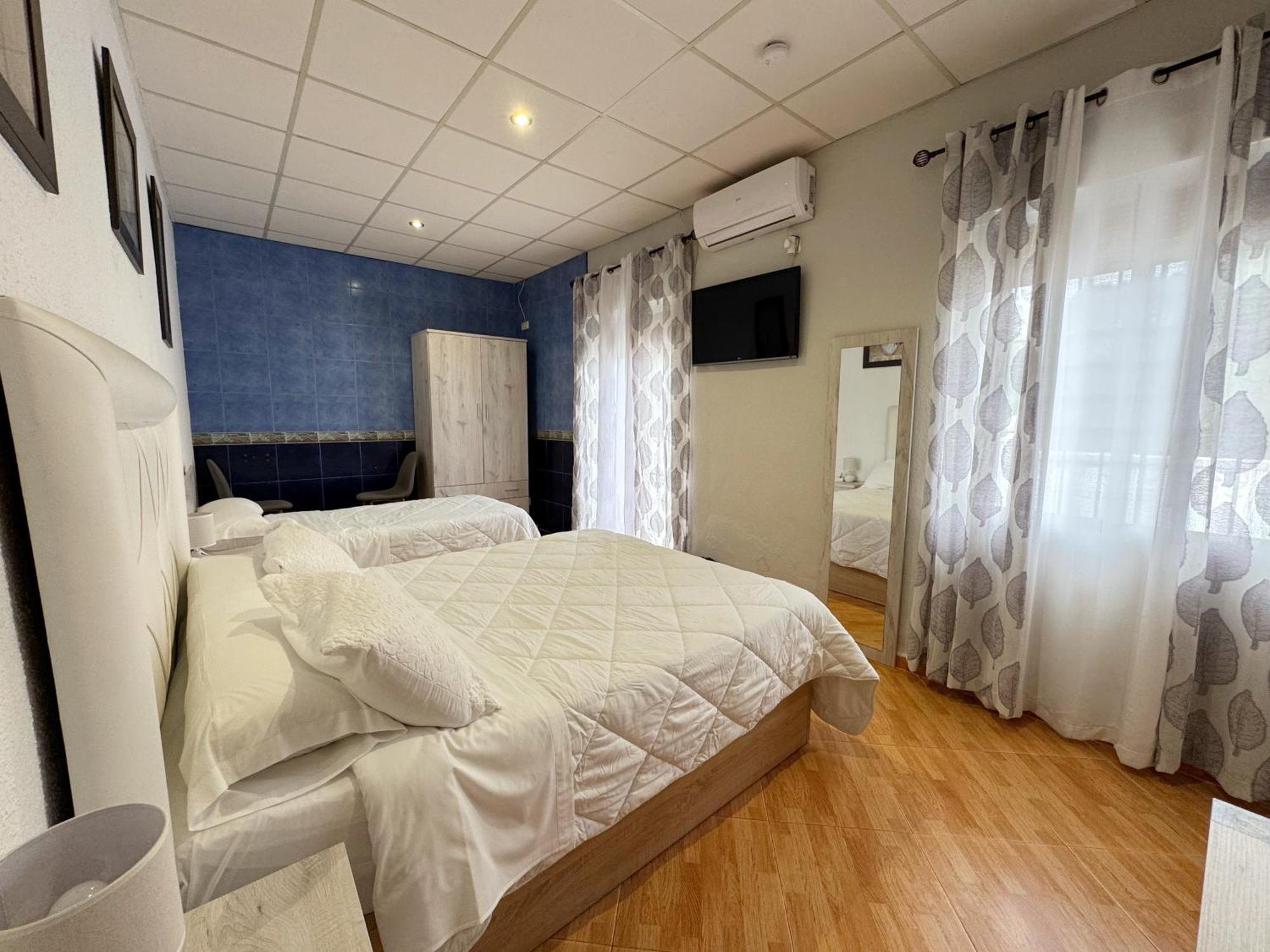 Hostal El Brillante - Alojamientos El Duque Кордова Номер фото
